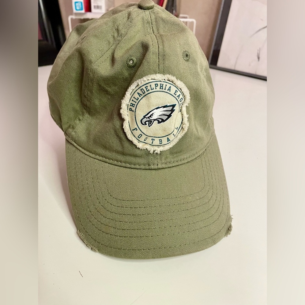 Philadelphia Eagles Olive Green Cap
